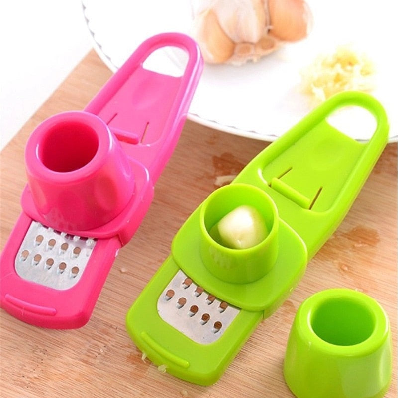 Manual Squeezing Garlic Masher
