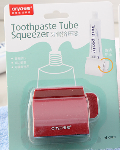 Plastic Toothpaste Squeezer