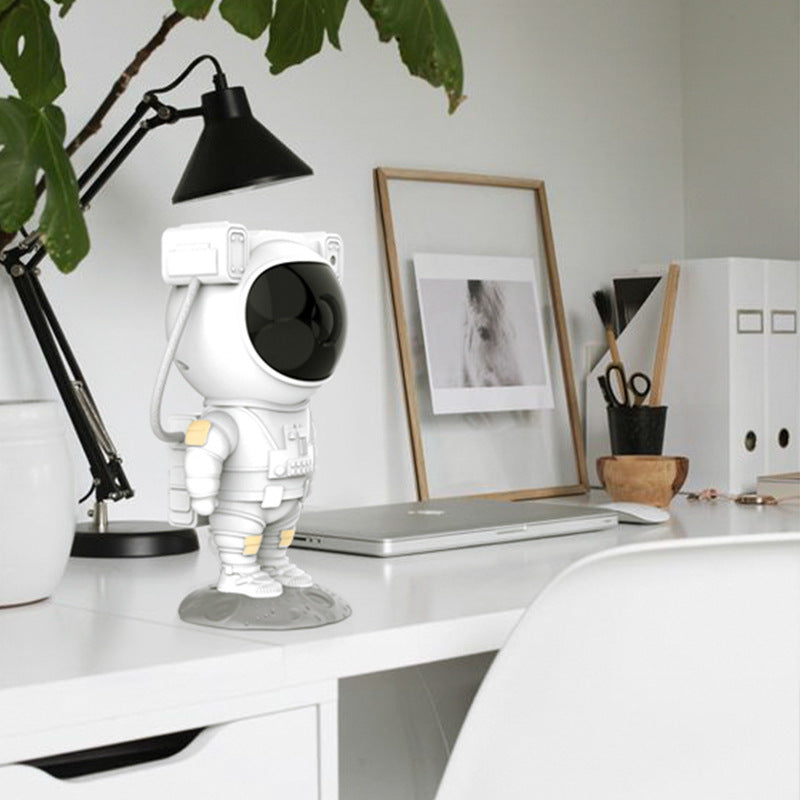 Astronaut Galaxy Sky Projector Nightlight USB Table Lamp