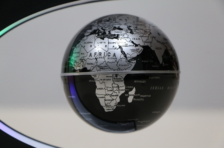 Magnetic Levitation Globe Ornament