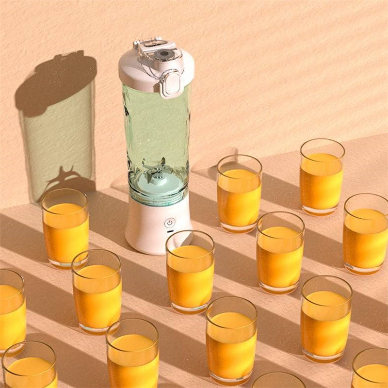 Portable Blender/Juicer For Shakes And Smoothies With 6 Blades